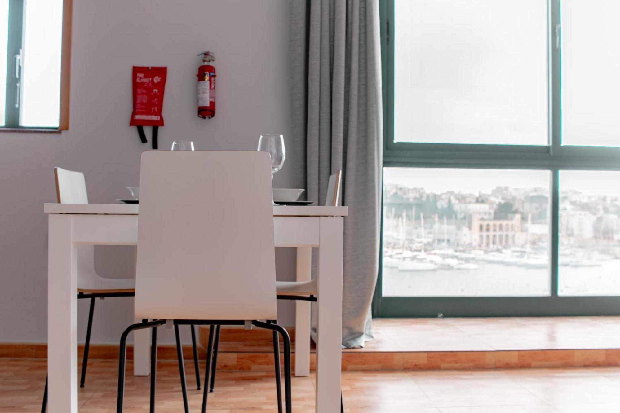 비르구 Grand Harbour View 아파트 외부 사진